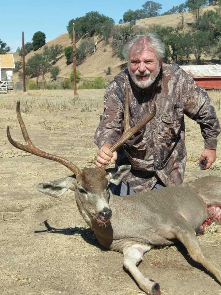 blacktail deer hunting California